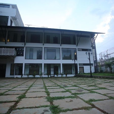 Thekkady Gavi Suites Vandiperiyar ภายนอก รูปภาพ