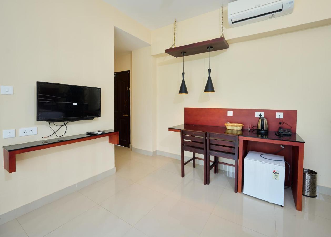 Thekkady Gavi Suites Vandiperiyar ภายนอก รูปภาพ
