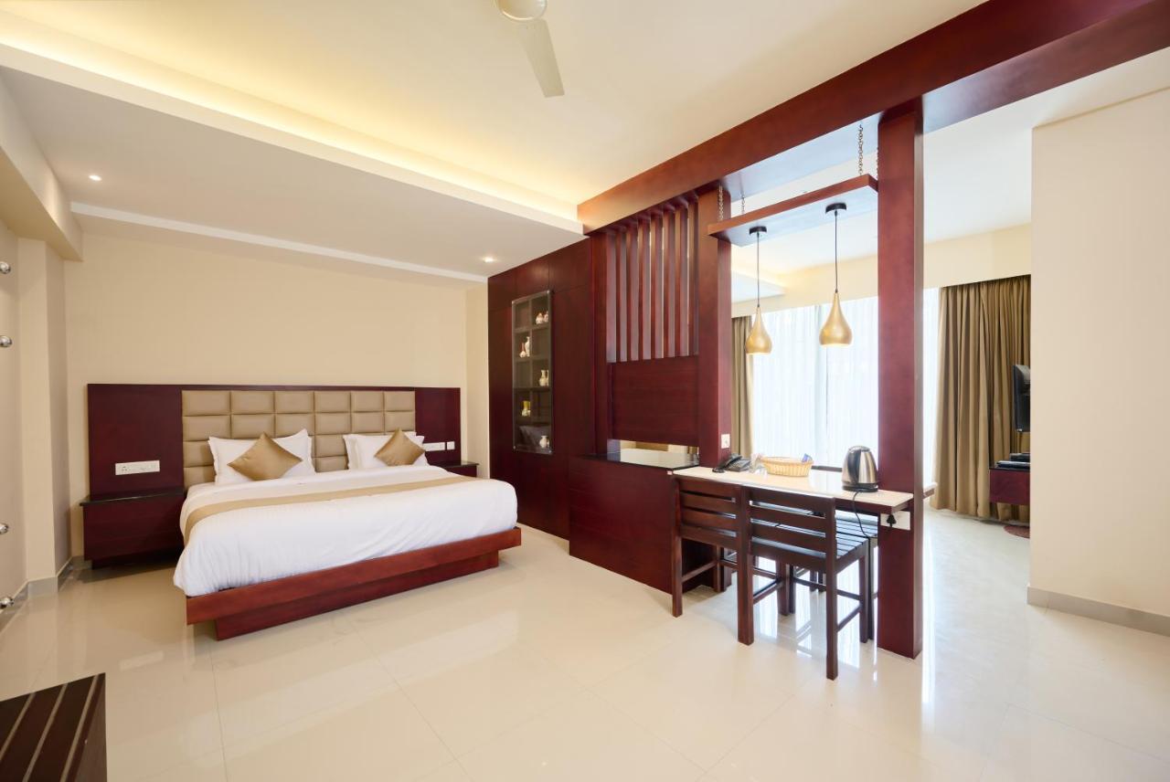 Thekkady Gavi Suites Vandiperiyar ภายนอก รูปภาพ